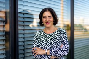 Mensch und Maschine: Der KI-Ratgeber von Martha Giannakoudi